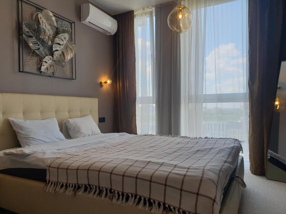 Nyvky Like Home - Fayna Town - Apt 398 Kijów Zewnętrze zdjęcie