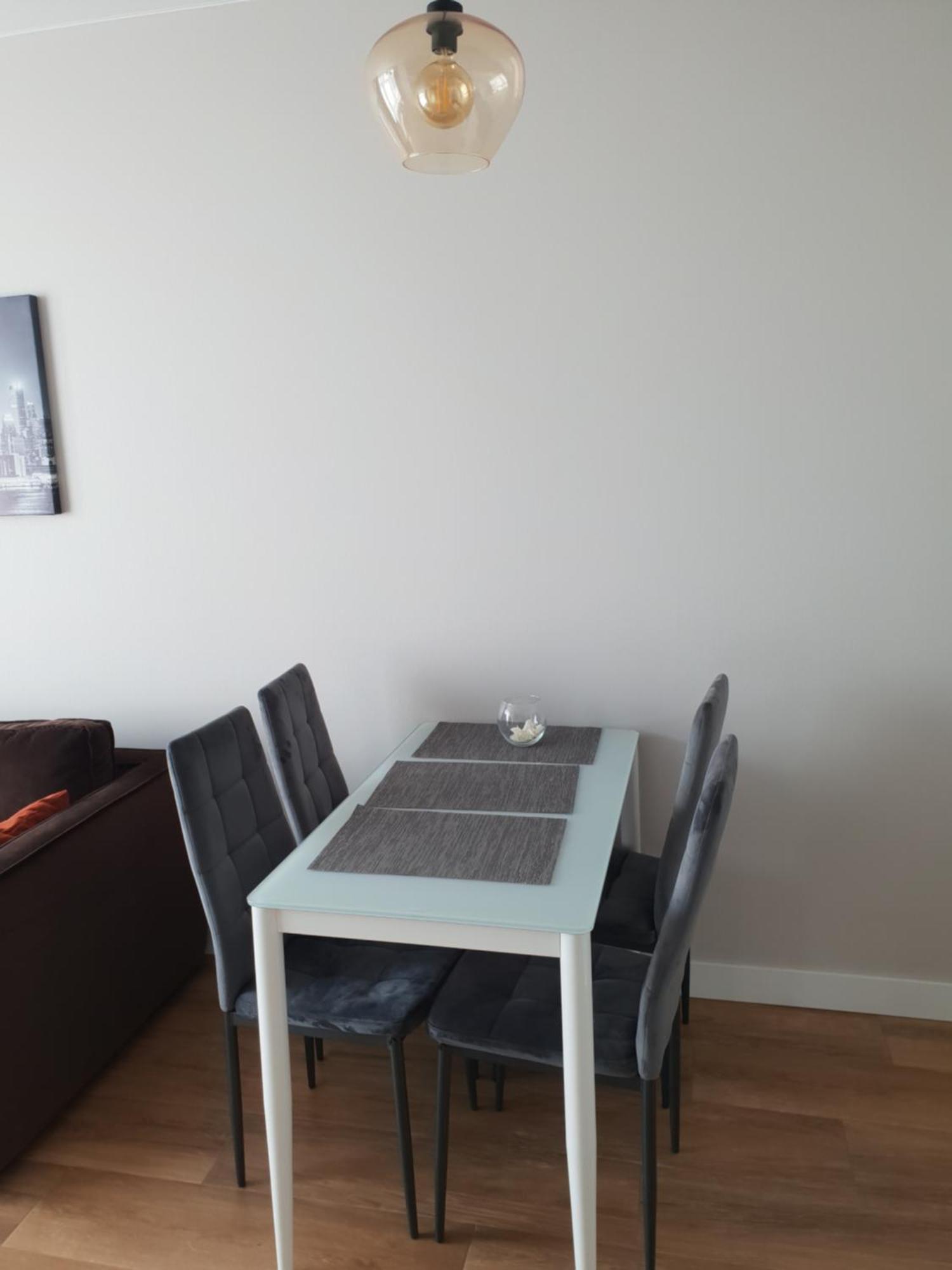 Nyvky Like Home - Fayna Town - Apt 398 Kijów Pokój zdjęcie